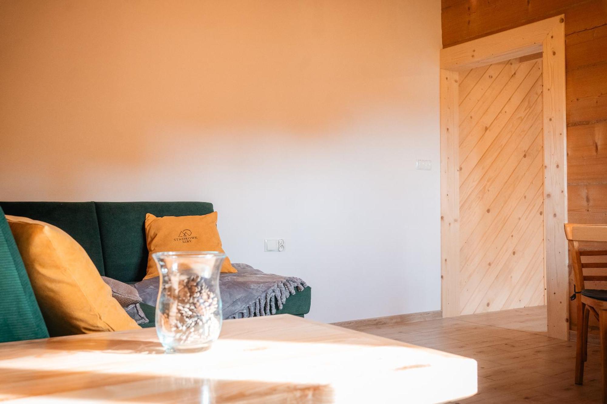 Apartamenty Dwupoziomowe Stasikowe Izby 布库维纳塔然斯卡 外观 照片