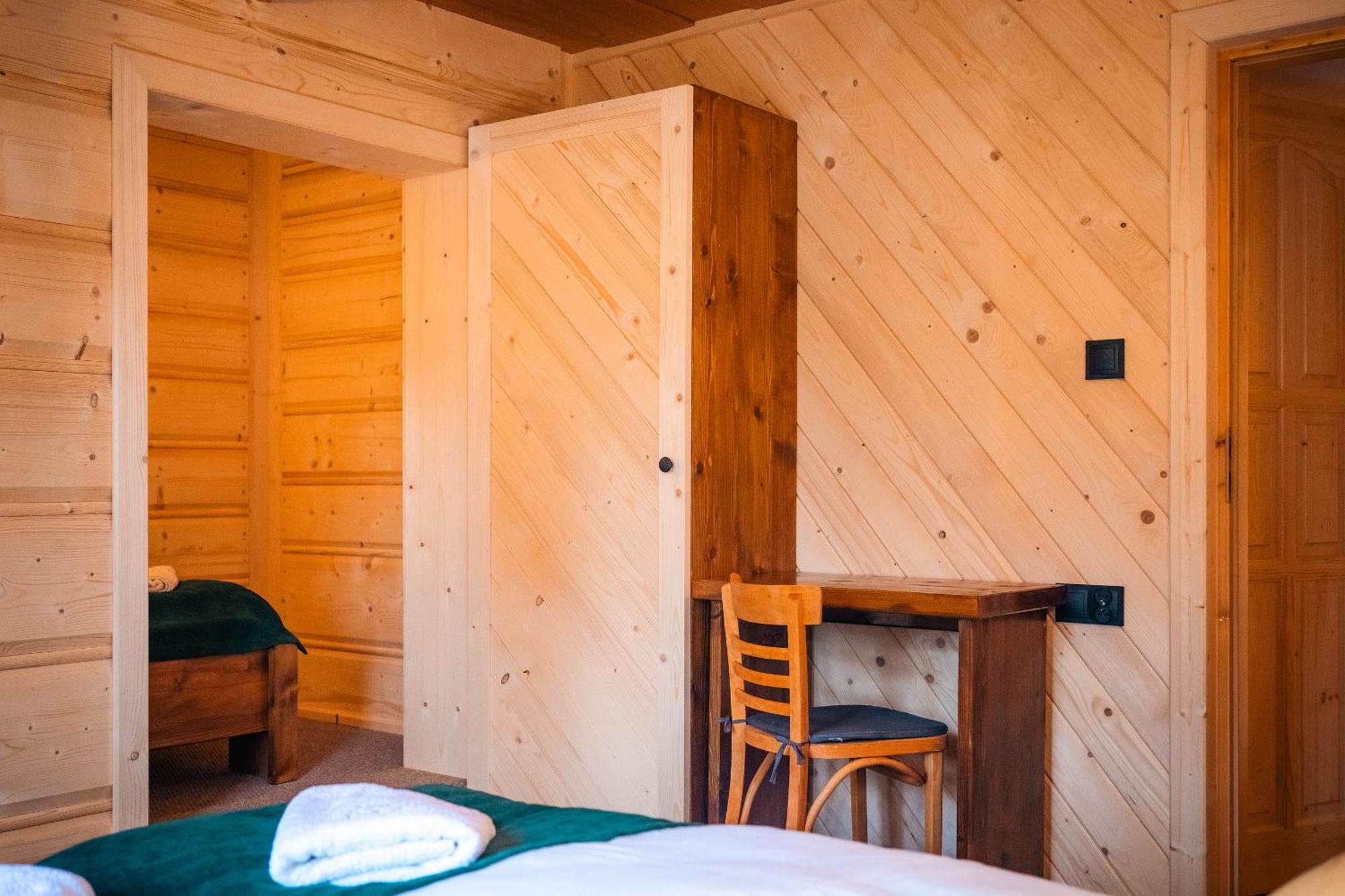 Apartamenty Dwupoziomowe Stasikowe Izby 布库维纳塔然斯卡 外观 照片